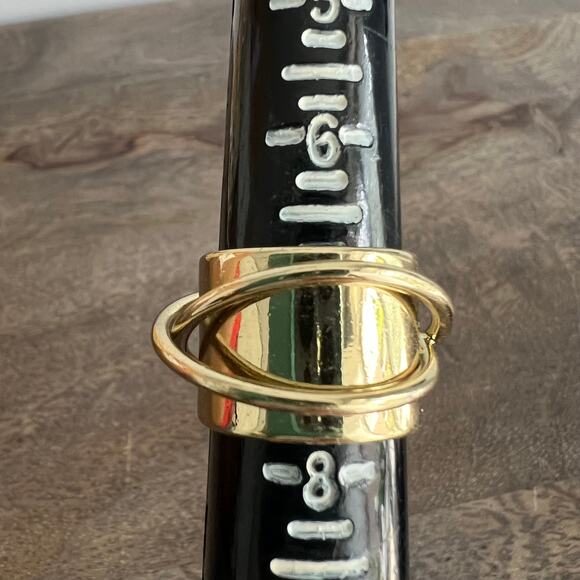 Swirl Deco Gold Tone Oval Cigar Band Ring -size ~7 - 7.5 - Picture 2 of 6